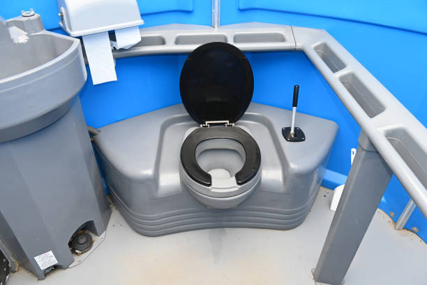 Best Portable restroom trailer rental  in Hamlet, IN